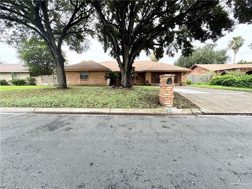 305 Redbud Ave, Mcallen, TX, 78504-2520 | Card Image