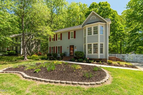 1011 Pineburr Rd, Jamestown, NC, 27282-9068 | Card Image