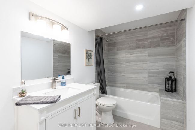 58 Mckenzie St, House other with 5 bedrooms, 3 bathrooms and 4 parking in Madoc ON | Image 32