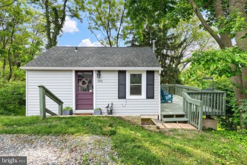 1410 W Locust St, YORK, PA, 17404-5652 | Card Image