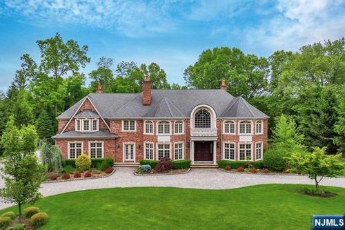 22 Sunset Ln, Upper Saddle River, NJ, 07458-2013 | Card Image