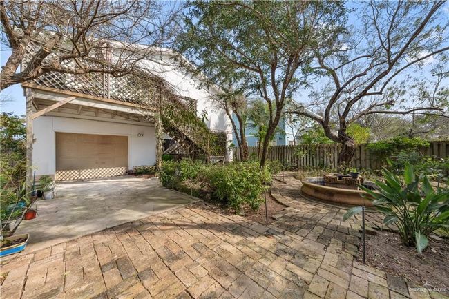 813 N Shore Dr, House other with 3 bedrooms, 3 bathrooms and 2 parking in Port Isabel TX | Image 21