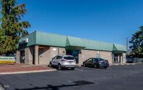 a-110 Hawthorne St, Medford, OR, 97504-7145 | Card Image