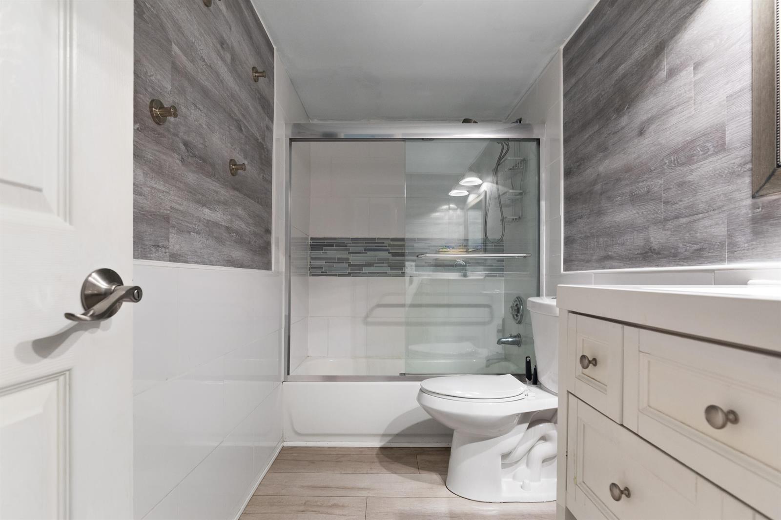 Residential Lease in Deerfield Beach 3