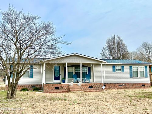 22041 Airbase Rd, Laurinburg, NC, 28352-6801 | Card Image