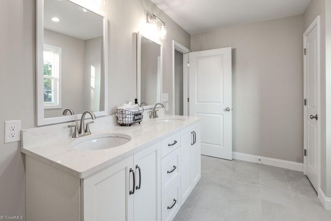 208 Kerner St, House other with 3 bedrooms, 2 bathrooms and null parking in Kernersville NC | Image 18