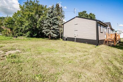 4616 50 St, House detached with 3 bedrooms, 2 bathrooms and 3 parking in Rycroft AB | Image 2