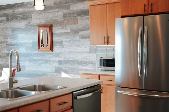 822 28 St, Home with 3 bedrooms, 3 bathrooms and 3 parking in Wainwright AB | Image 34