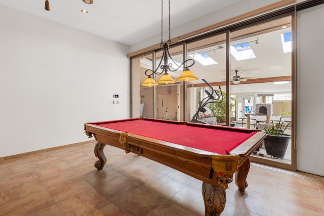 Game Room | Image 22