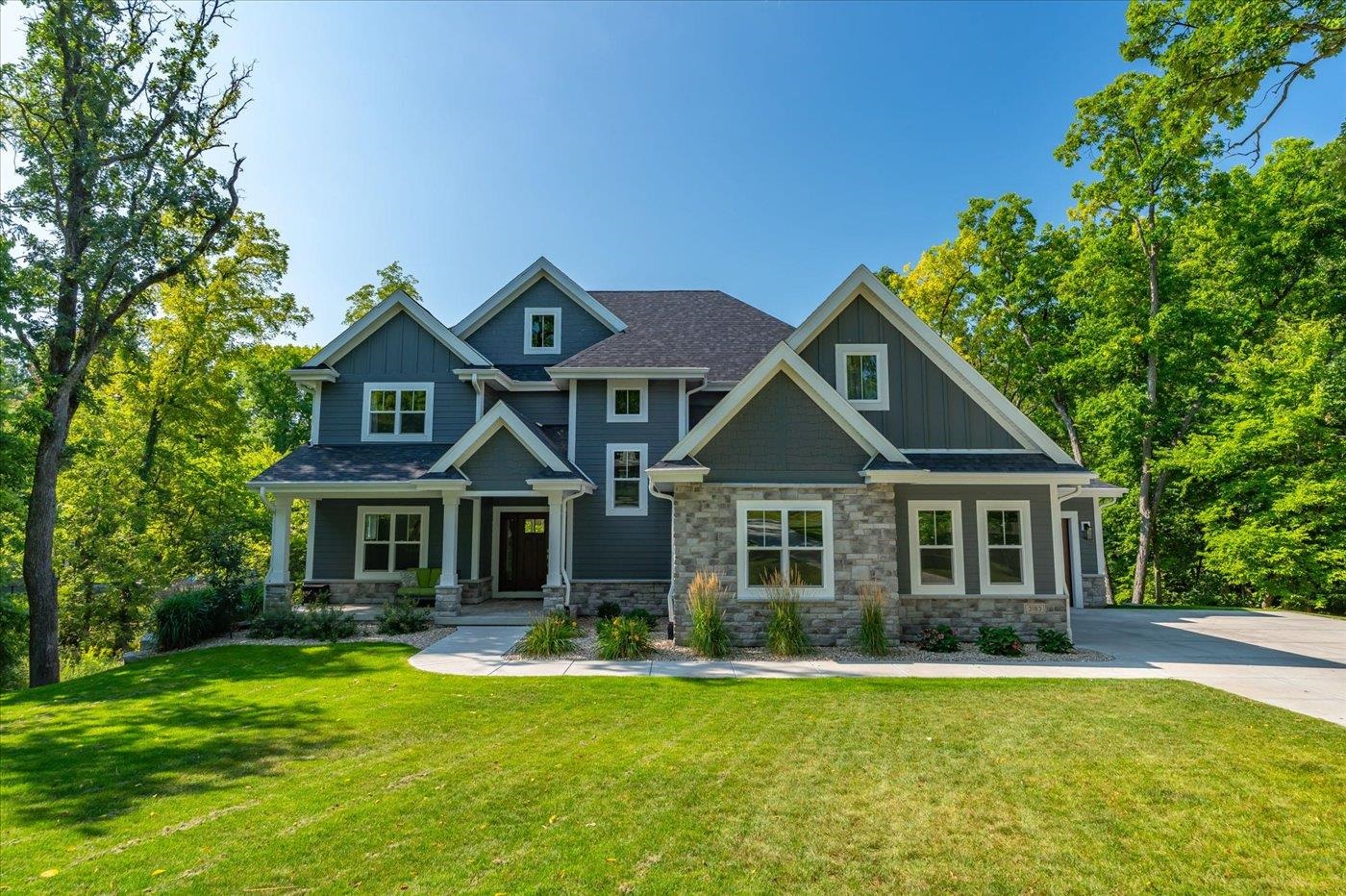 Woodhill Cir, Verona, WI 53593