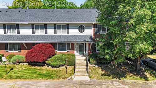 32-2449 Mulberry Sq, Bloomfield Hills, MI, 48302-0664 | Card Image