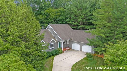 17220 Quail Creek Dr, Spring Lake, MI, 49456-9589 | Card Image