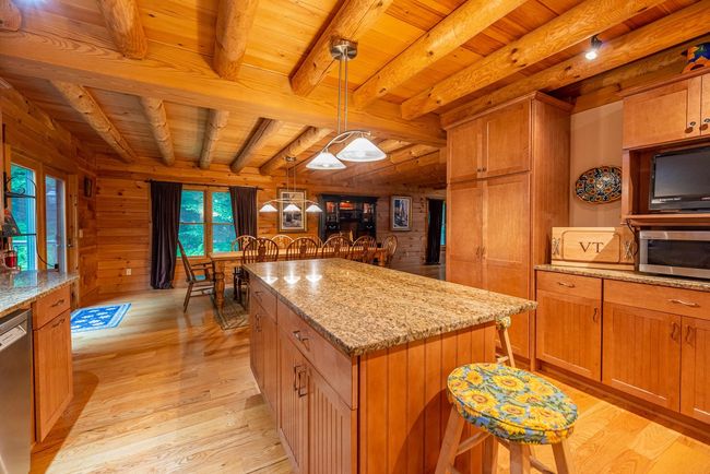 303 Westview Rd, House other with 5 bedrooms, 3 bathrooms and null parking in Manchestr Ctr VT | Image 9