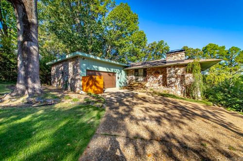 4 Flintwood Dr, Little Rock, AR, 72227-5829 | Card Image