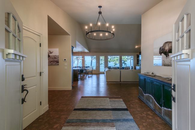 253 Tamarack Ter, House other with 4 bedrooms, 5 bathrooms and null parking in LAKESIDE MT | Image 19