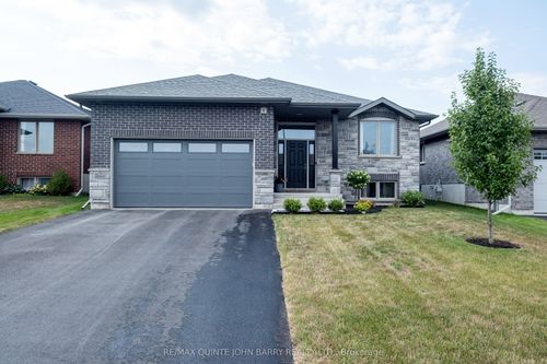 6 Liberty Cres, Trenton, ON, K8V0G2 | Card Image