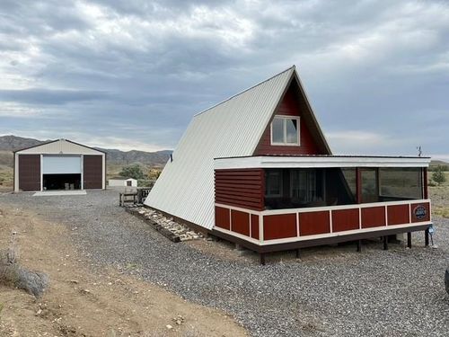 14 Eldeana Dr, Shoshoni, WY, 82649-8804 | Card Image