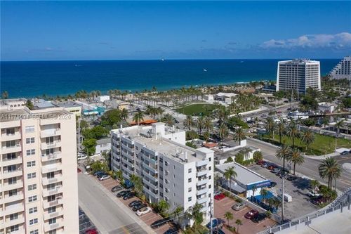apt-101-2900 Banyan St, Fort Lauderdale, FL, 33316-1529 | Card Image