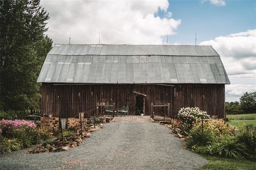 1543 6 1/2 Ave, HILLSDALE, WI, 54733-9464 | Card Image