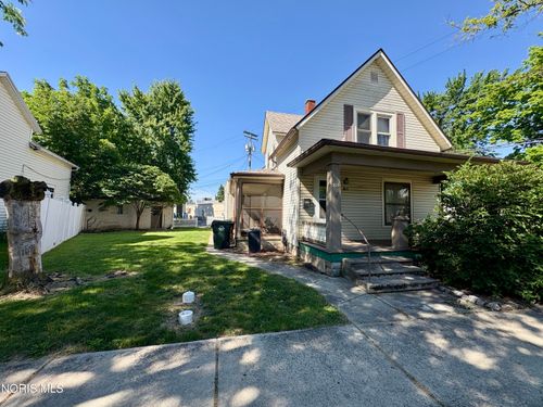 84 Coe St, Tiffin, OH, 44883-3060 | Card Image