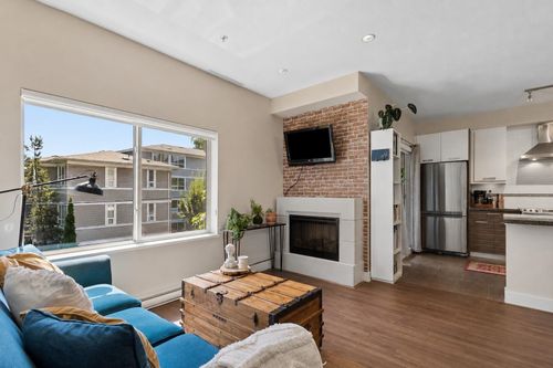 206-1273 Marine Dr, North Vancouver, BC, V7P1T3 | Card Image