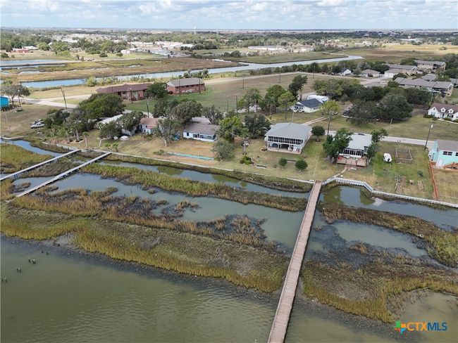 317 E Bayshore Dr, House other with 2 bedrooms, 2 bathrooms and null parking in Palacios TX | Image 6