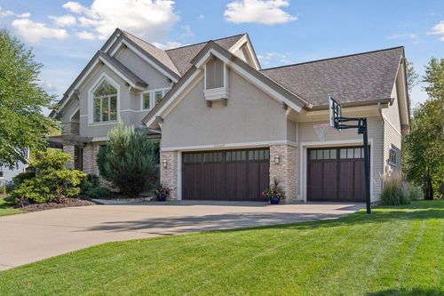 11440 Avery Dr, Inver Grove Heights, MN, 55077-5483 | Card Image