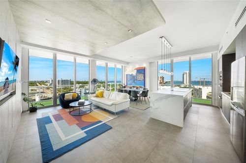 h1201-3470 E Coast Ave, Miami, FL, 33137-4208 | Card Image