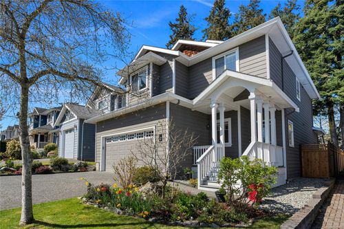 29 Stoneridge Dr, View Royal, BC, V9B6M4 | Card Image