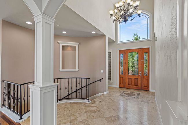 Entry door | Image 6