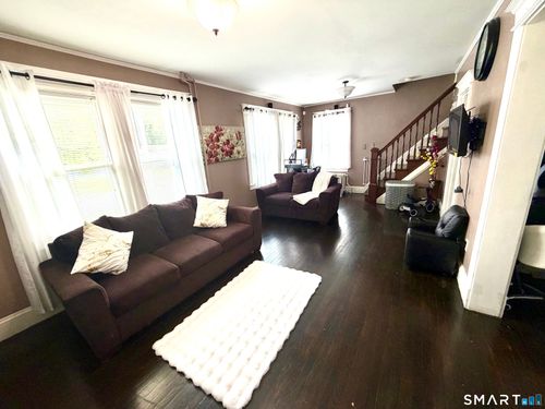 273 Palm St, Hartford, CT, 06112-1042 | Card Image