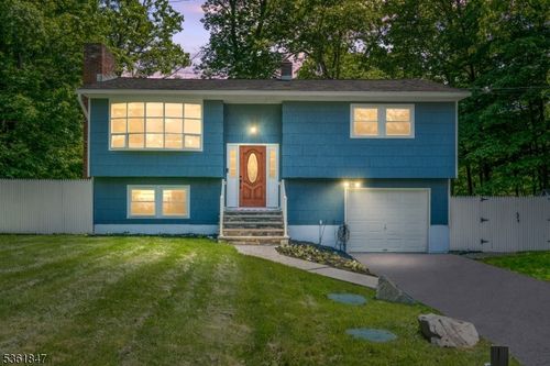 80 Cedar Tree Dr, Highland Lakes, NJ, 07422-1035 | Card Image