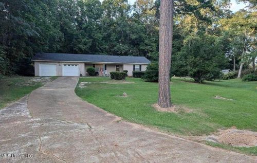 106 Robin Lane, Union, MS, 39365 | Card Image