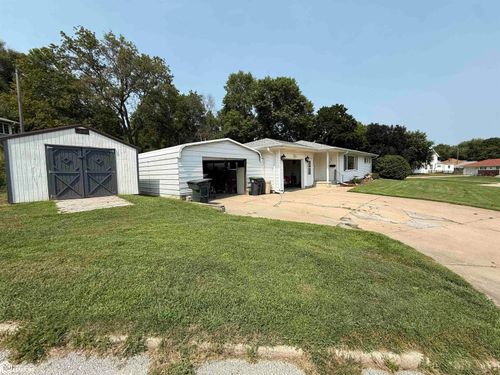 1301 Argyle St, Hamburg, IA, 51640-1303 | Card Image