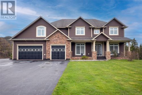 77 Hodgewater Line, Makinsons, NL, A0A2X0 | Card Image