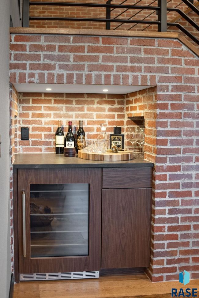 UNIT-102 - 151 E 4 Th Pl, Condo with 2 bedrooms, 3 bathrooms and null parking in Sioux Falls SD | Image 21