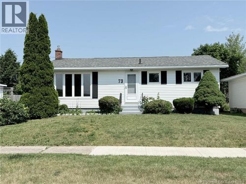 73 Weyburn Rd, Moncton, NB, E1A5M5 | Card Image