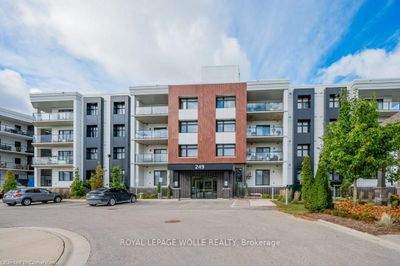 307 - 249 Grey Silo Rd, Condo with 2 bedrooms, 2 bathrooms and 2 parking in Waterloo ON | Image 2