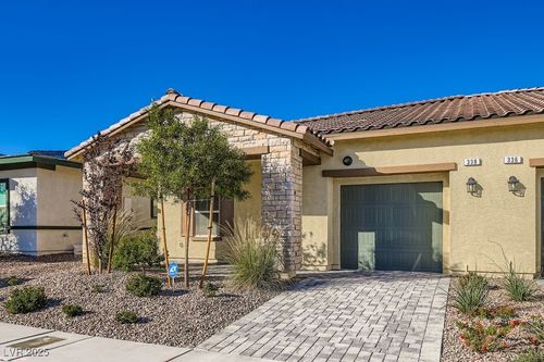 338 Larksong Ave, Henderson, NV, 89011-4531 | Card Image