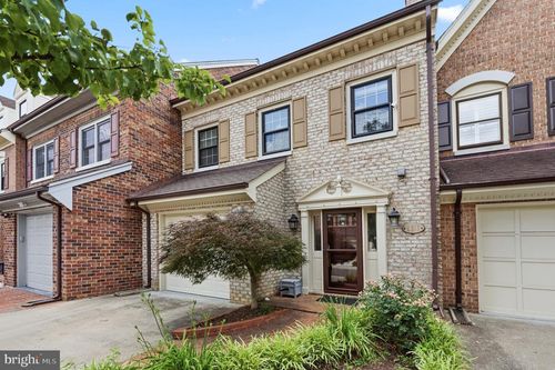 6313 Manchester Way, ALEXANDRIA, VA, 22304-3529 | Card Image