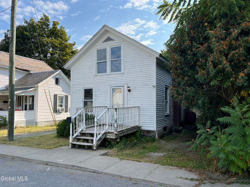 5 Pearl St, Granville, NY, 12832-1605 | Card Image