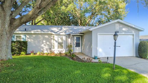 25014 Pine Hl, LEESBURG, FL, 34748-9469 | Card Image