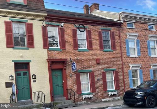32 W Middle St, GETTYSBURG, PA, 17325-2101 | Card Image