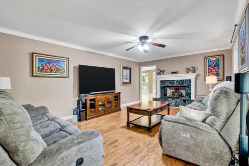 10 Woodsage Ct, Taylors, SC, 29687-6240 | Card Image