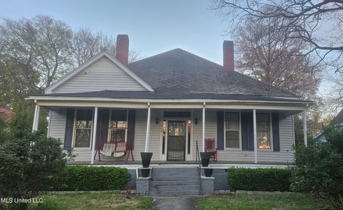 220 Calhoun Ave, Yazoo City, MS, 39194-4124 | Card Image