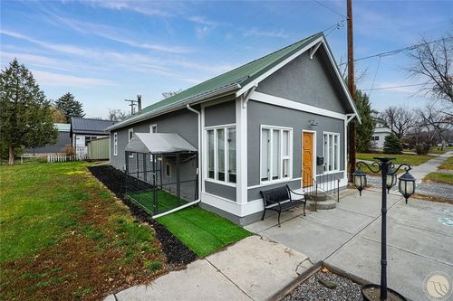 219 N 4th St, Columbus, MT, 59019-7271 | Card Image