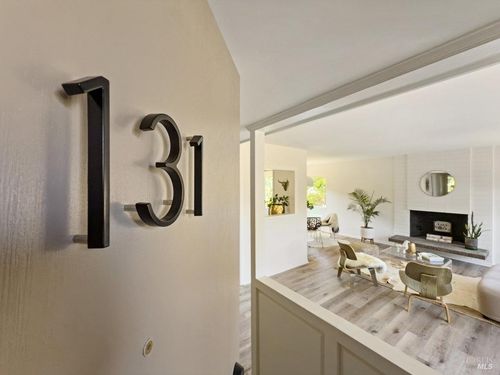 131 Pixley Ave, Corte Madera, CA, 94925-1452 | Card Image