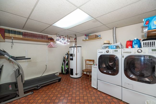 6 Saint Peters Ln, House other with 3 bedrooms, 3 bathrooms and 4 parking in Gloucester MA | Image 36