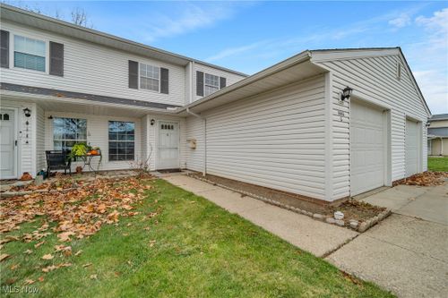 6862 Colonial Drive, Mentor, OH, 44060 | Card Image