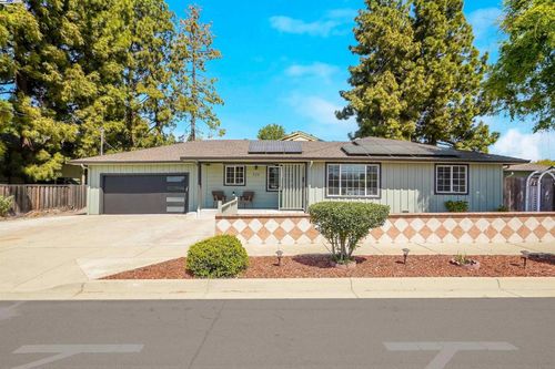 524 E Warren Ave, Fremont, CA, 94539-7980 | Card Image